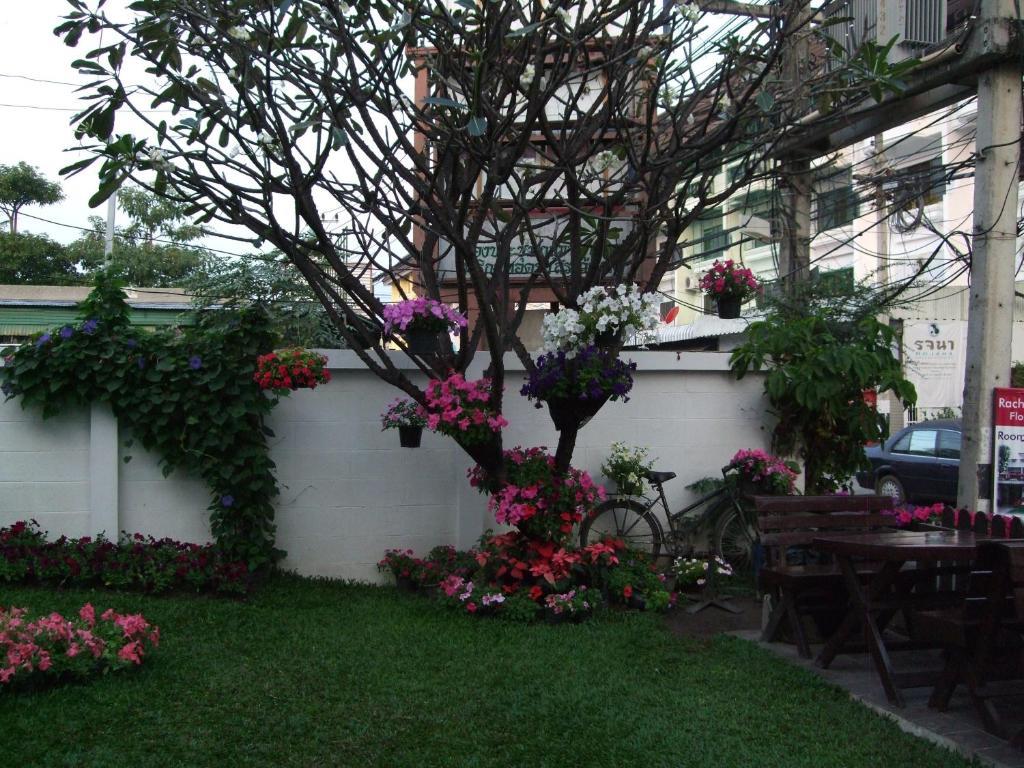 Hotel Rachamankha Flora House Chiang Mai Zewnętrze zdjęcie