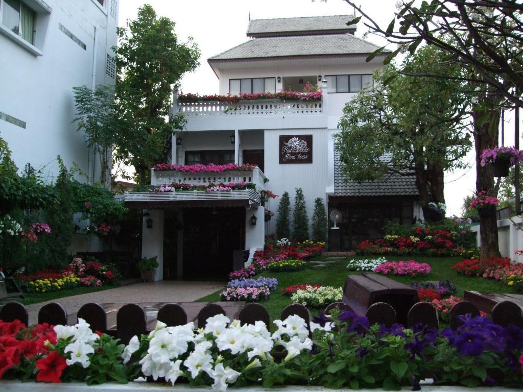 Hotel Rachamankha Flora House Chiang Mai Zewnętrze zdjęcie