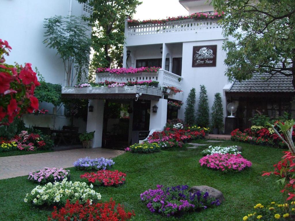 Hotel Rachamankha Flora House Chiang Mai Zewnętrze zdjęcie