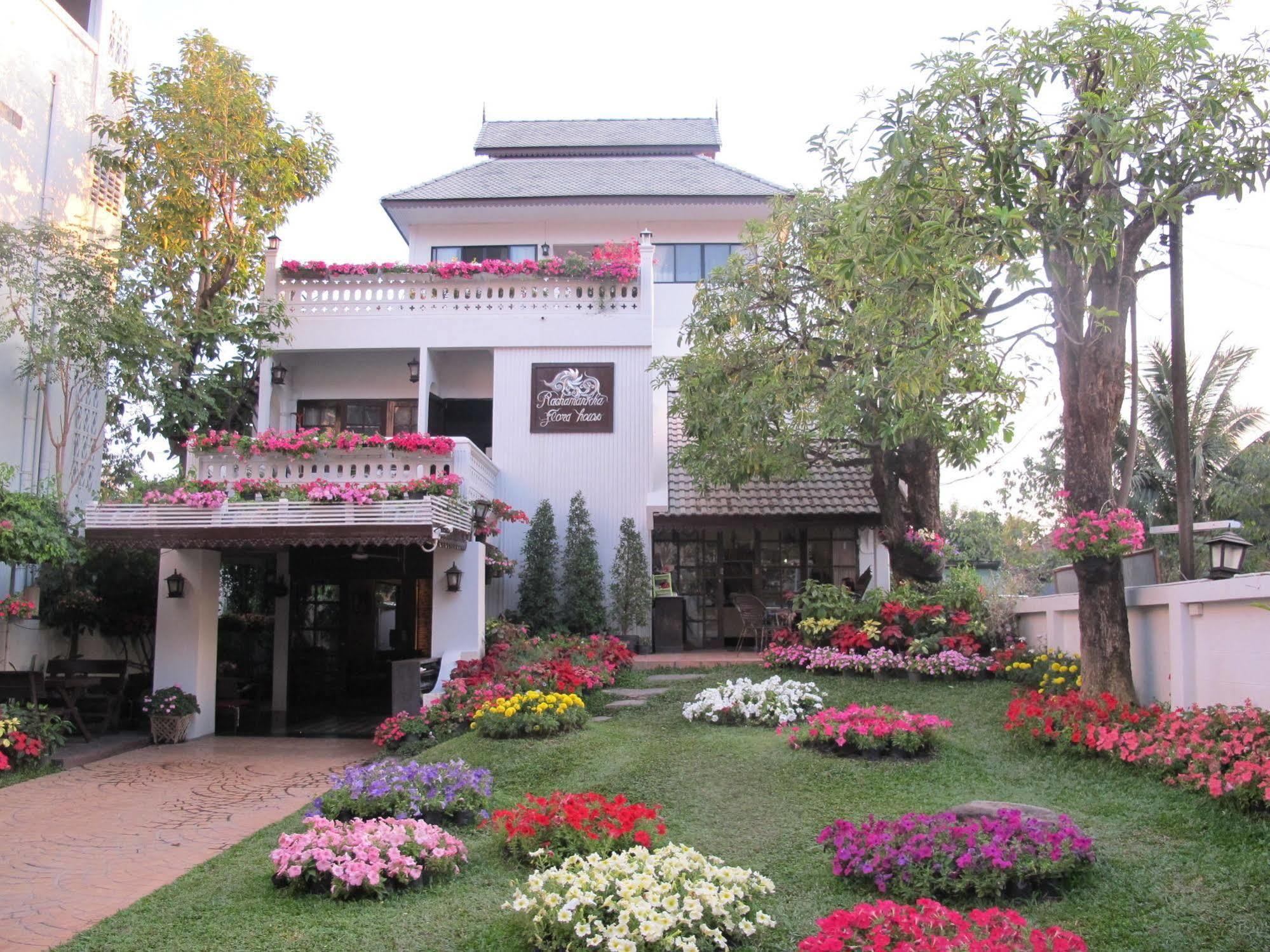 Hotel Rachamankha Flora House Chiang Mai Zewnętrze zdjęcie
